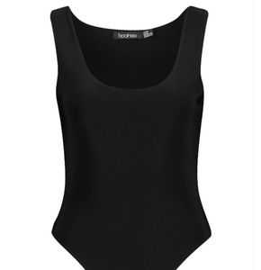 NWT Boohoo slinky double layer scoop bodysuit